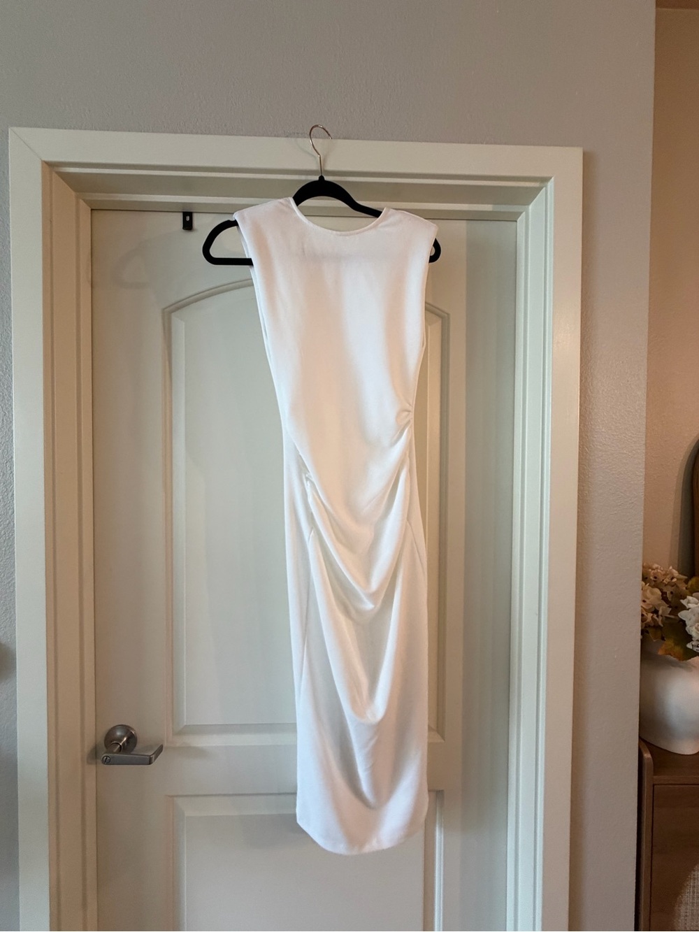 Zara White Sleeveless Midi Dress